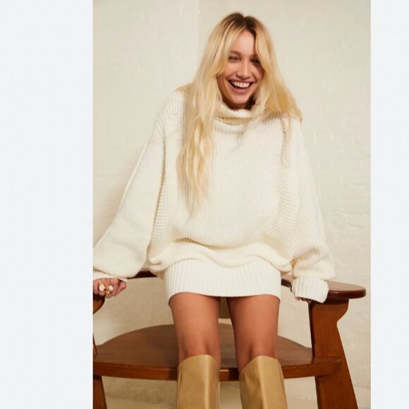 SEND OFFERS Free People Cocoa Turtleneck Oversized Ivory Sweater Tunic Dress - Picture 2 of 6